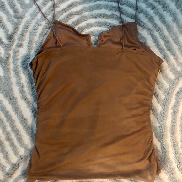 Ruffled tank top - Picture 2 of 3
